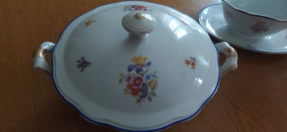 Продам супницу  Германия