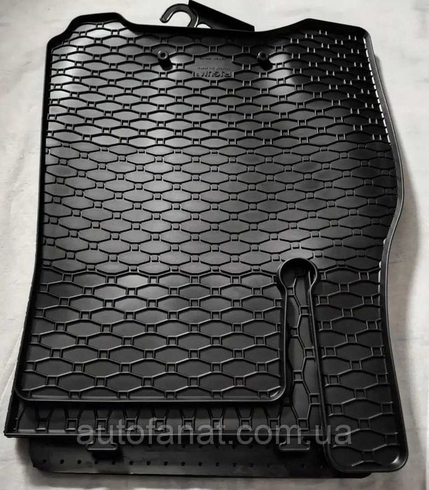 Tesla Model Y Коврики в салон + килимок у багажник | Резинові Чехія