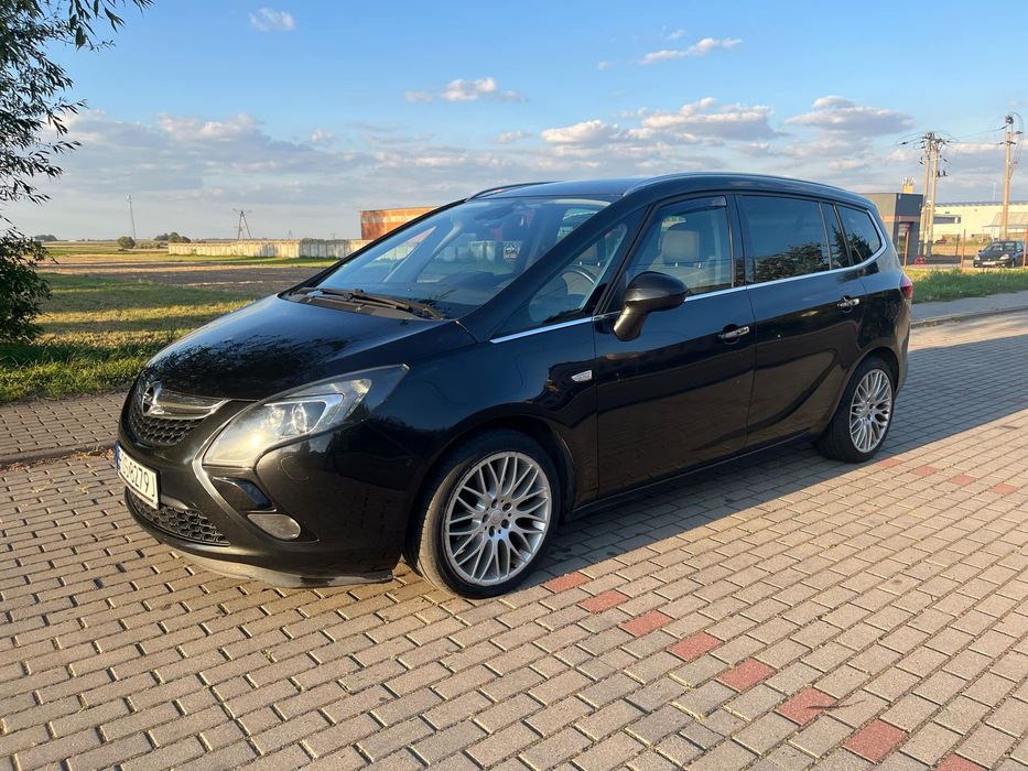 Opel Zafira Super rodzinne autko z ogrzewaniem postojowym.