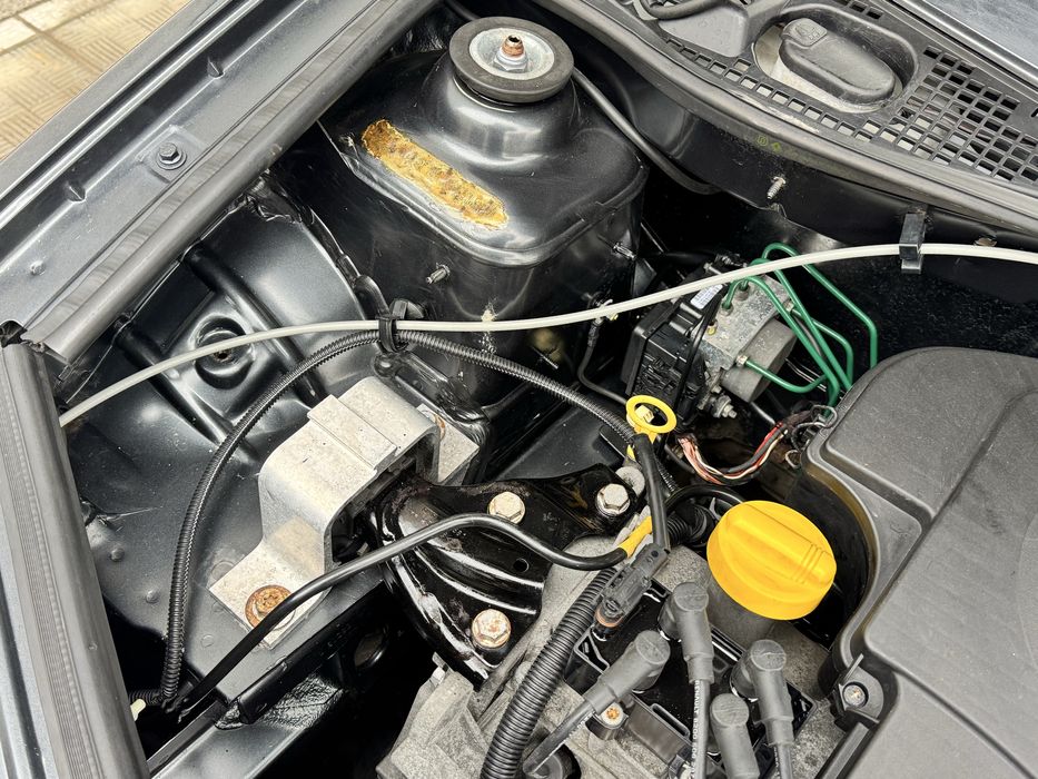 Дача Логан MCV 2010 рік 1.6.