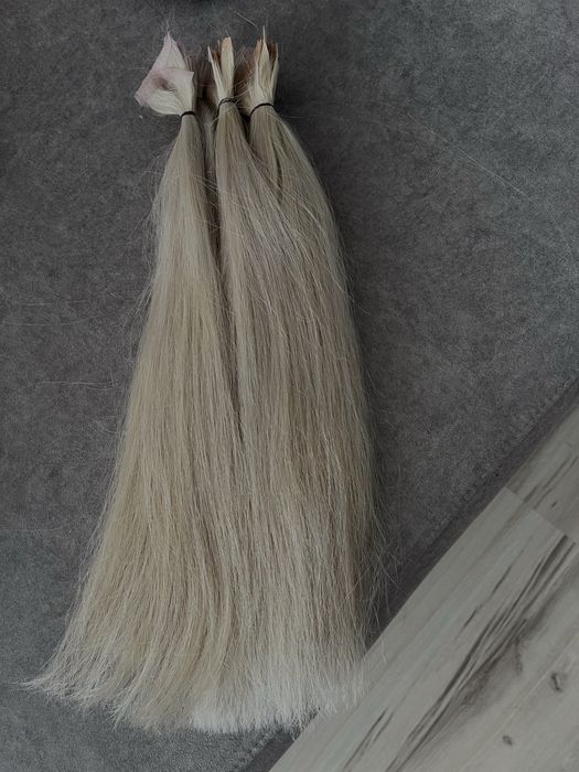 włosy jasny blond 48 cm 170g