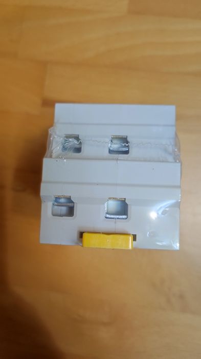 Автоматичний перемикач АВР Geya 40 А