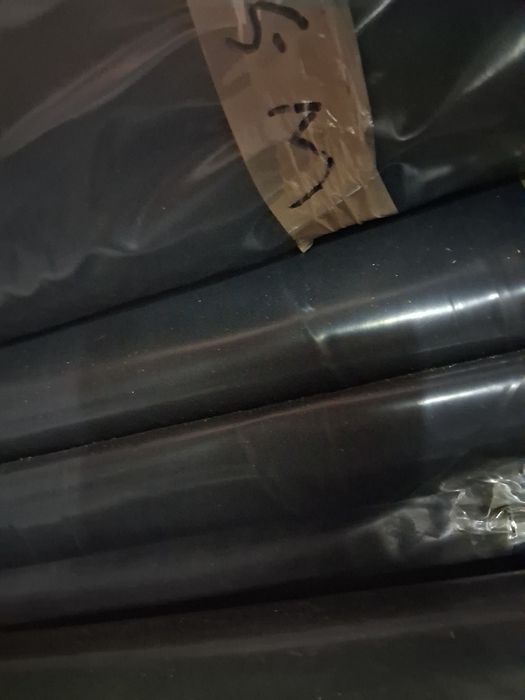 Plastico grosso novo.