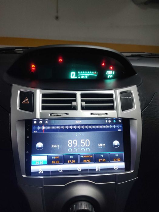 Toyota Yaris — fotografia 2