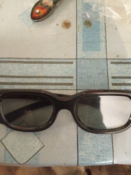 Окуляри для 3D нові