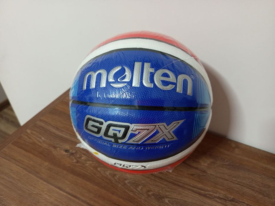 Баскетбольний м’яч Molten GQ7Х. Розмір 7. Новий.
Розмір: 7