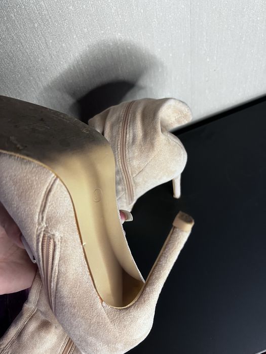 Ботильйони беж на каблуку, бежеві, 38 р. Весняні ботильйони