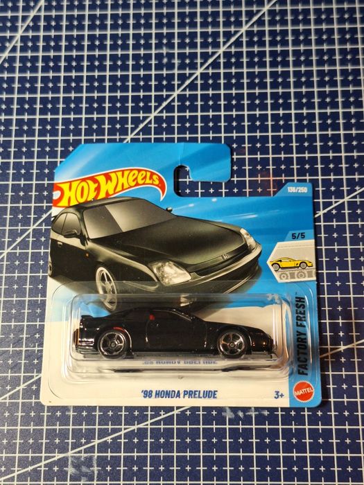 Hot Wheels '98 Honda Prelude колекційна модель 5/5