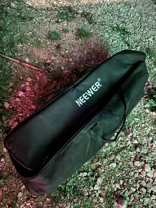 Neewer 660 Pro RGB 50W Lights