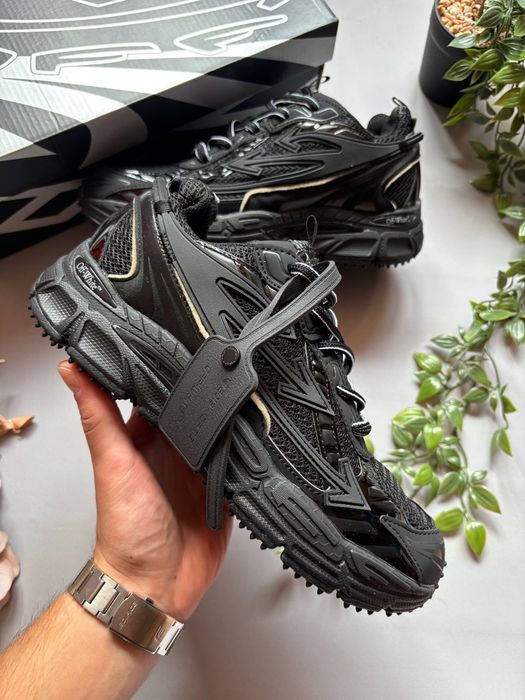 Кросівки чоловічі та жіночі Off-White Be Right Back Black та Black White Кроссовки мужские и женские