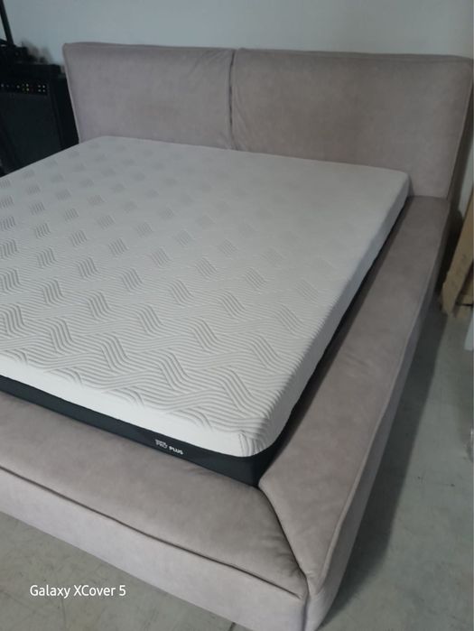 Łóżko z materacem Tempur + stelaż 200x200