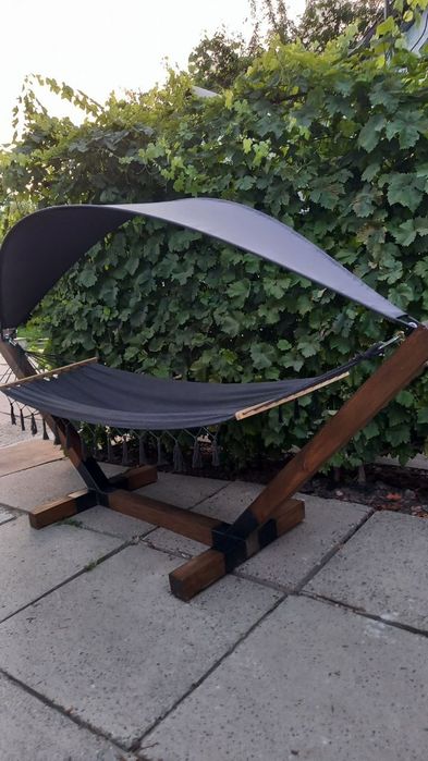 Гамак зі стійкой і накриттям