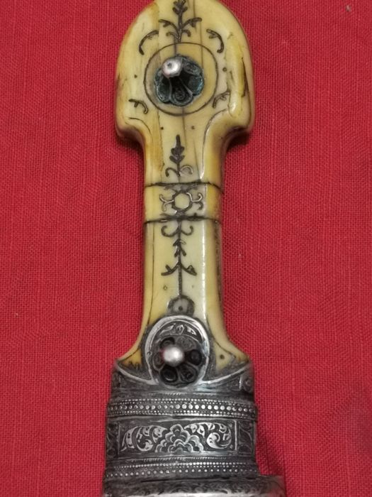 Кинжал Кавказ срібло