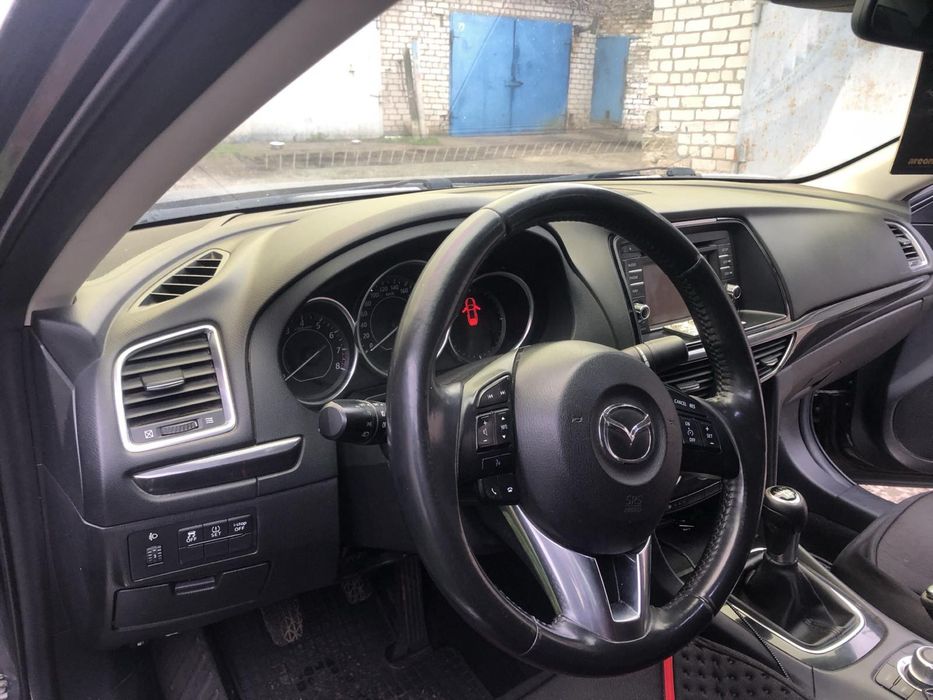 Продам авто мазда 6 газ/бенз