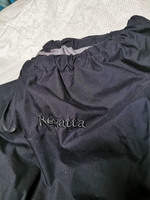 Calças impermeaveis da marca Reggata