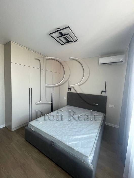 Продаж 1к картири з ромонтом/Варшавський3/генератор/перепоступка