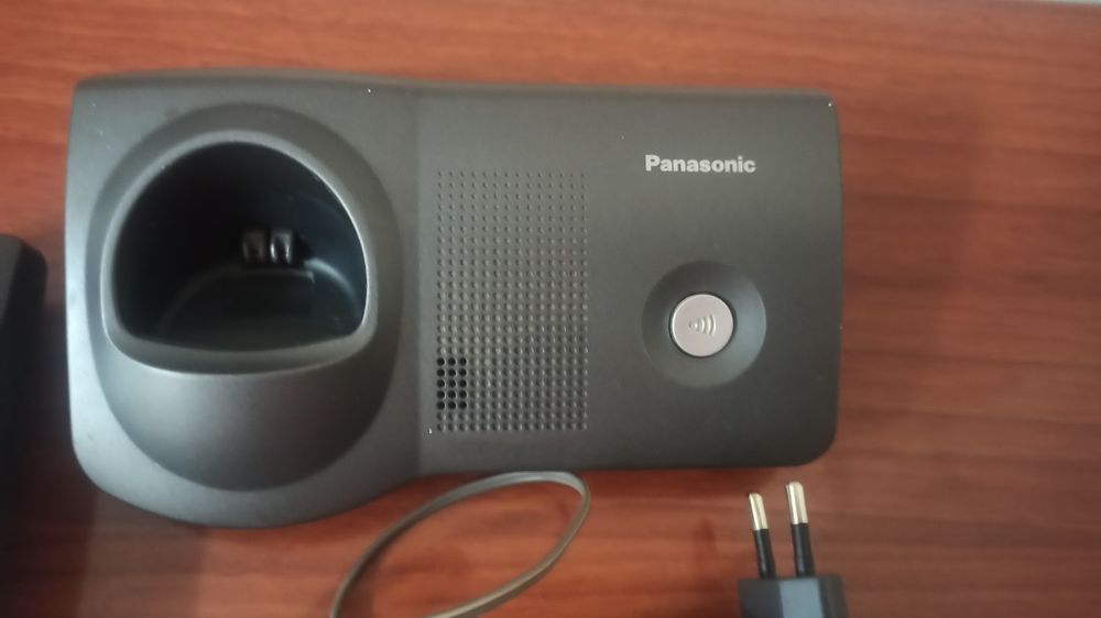 Стаціонарний радіотелефон Panasonic