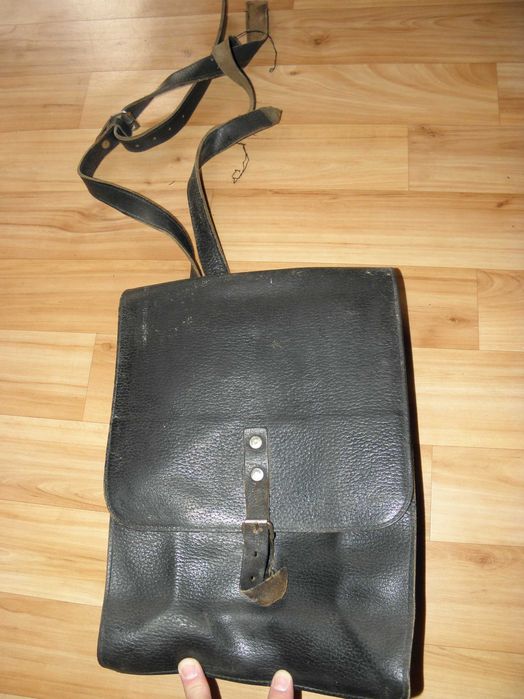 Raportówka skórzana, torba skórzana na ramię vintage PRL