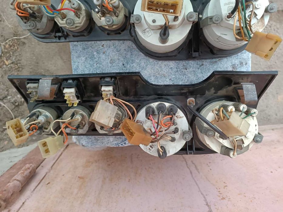 Панель приладів ваз 2103-2106