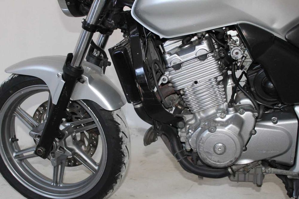Honda CBF 500 2004 рік