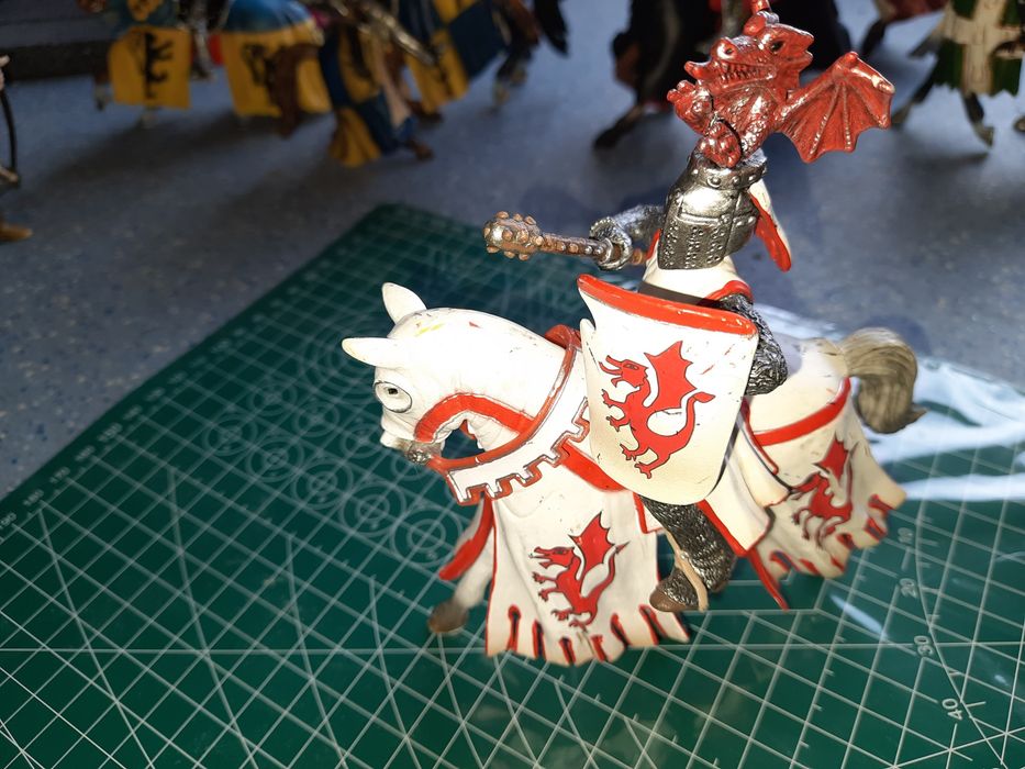 Figurki rycerzy schleich papo