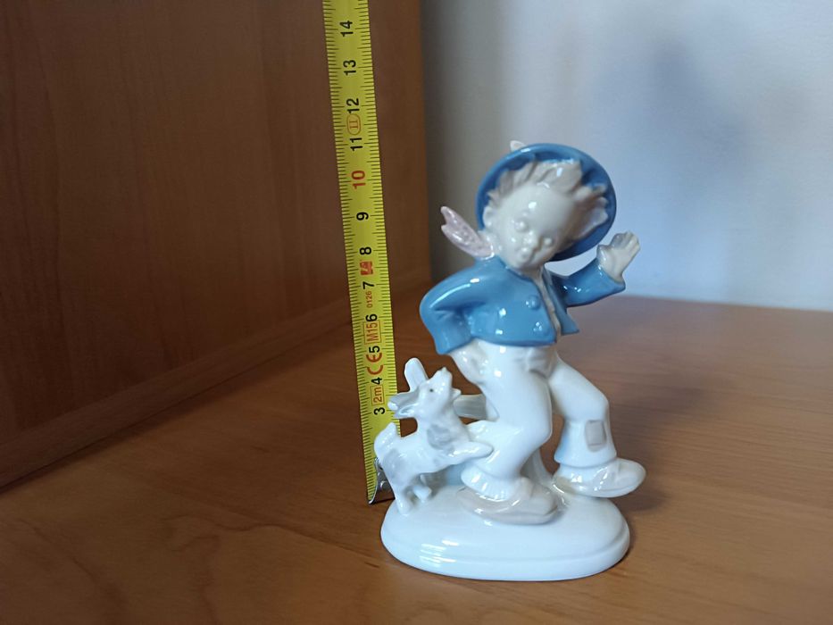 Figurka porcelanowa GDR