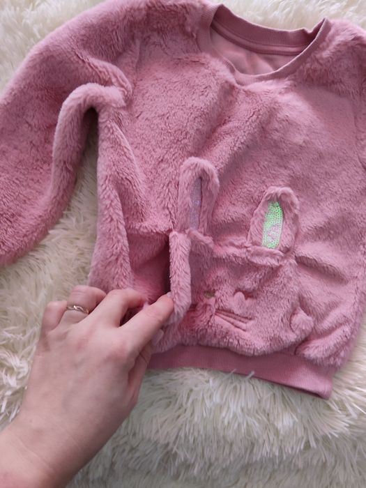 Кофтинка на дівчинку  на 3-4 роки