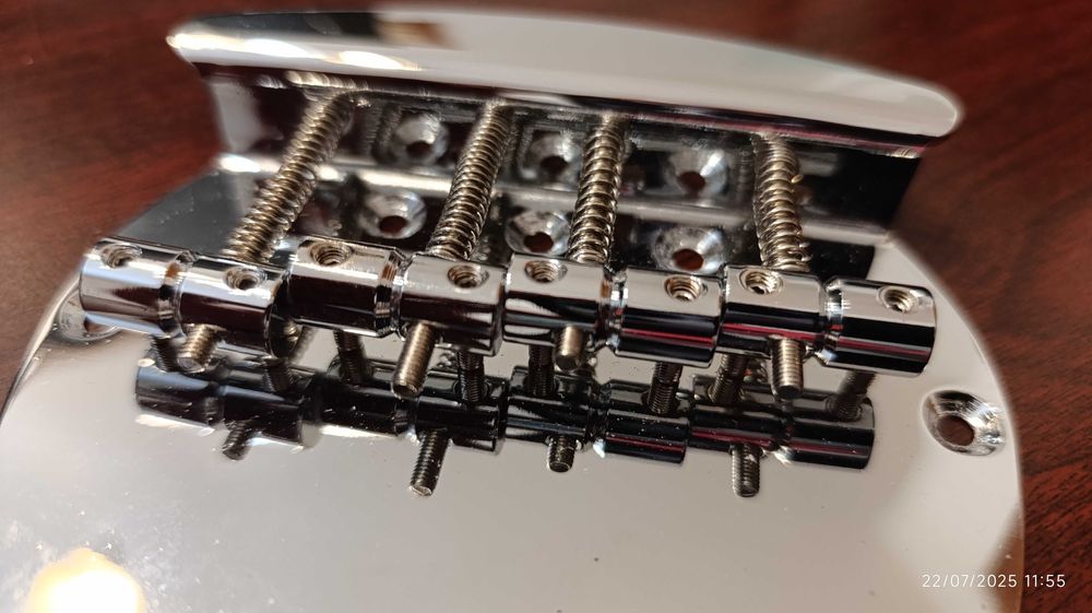 Ponte (bridge) para baixo Musicman