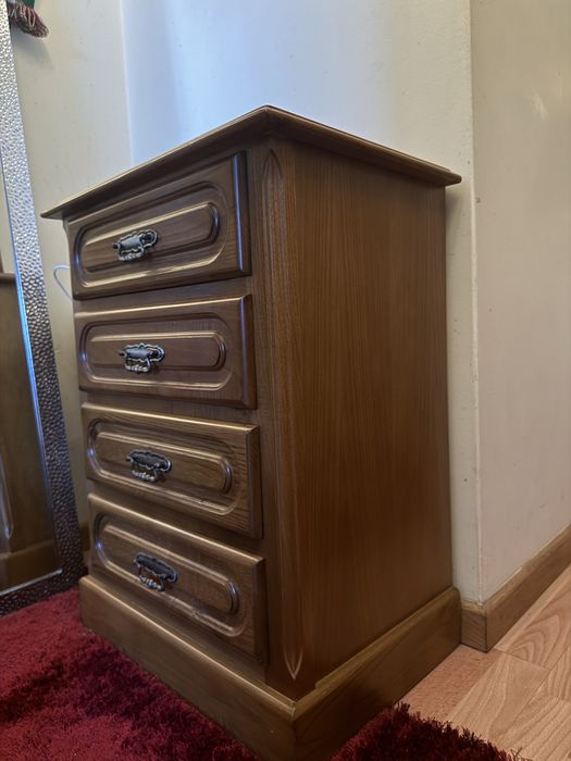 Mesa de cabeceira