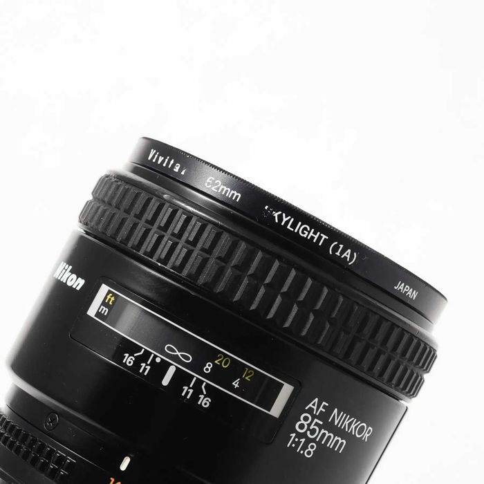 Об'єктив Nikon 85mm f/1.8 AF Nikkor
