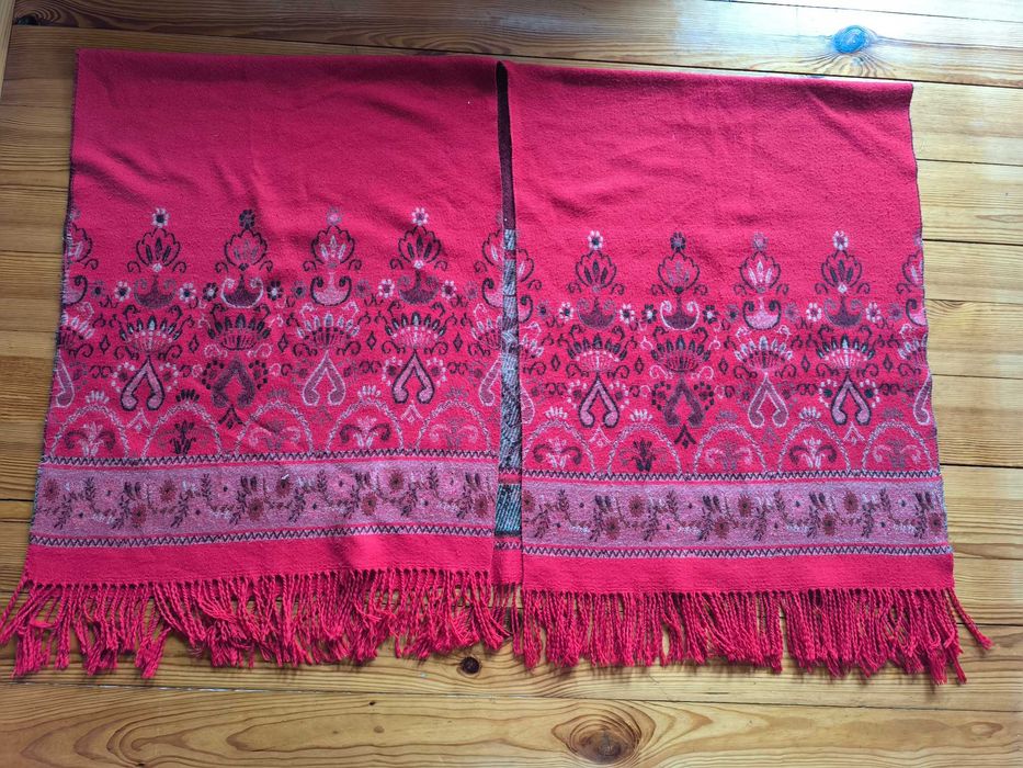 Ponczo wełniane cieplutkie duże, marki re ,w stylu Boho