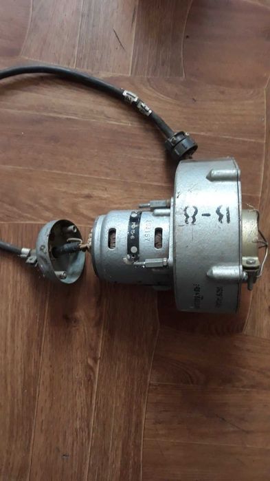 Двигатель асинхронный