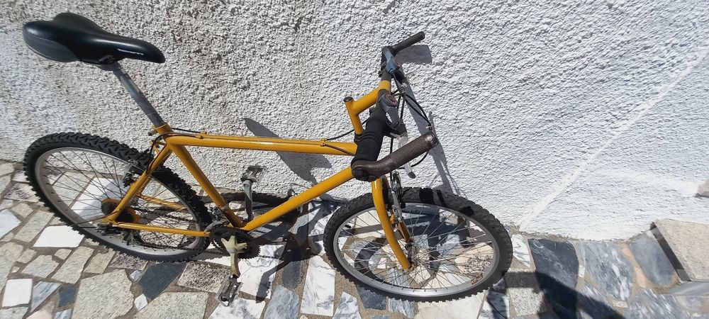 Bicicleta shimano roda 26