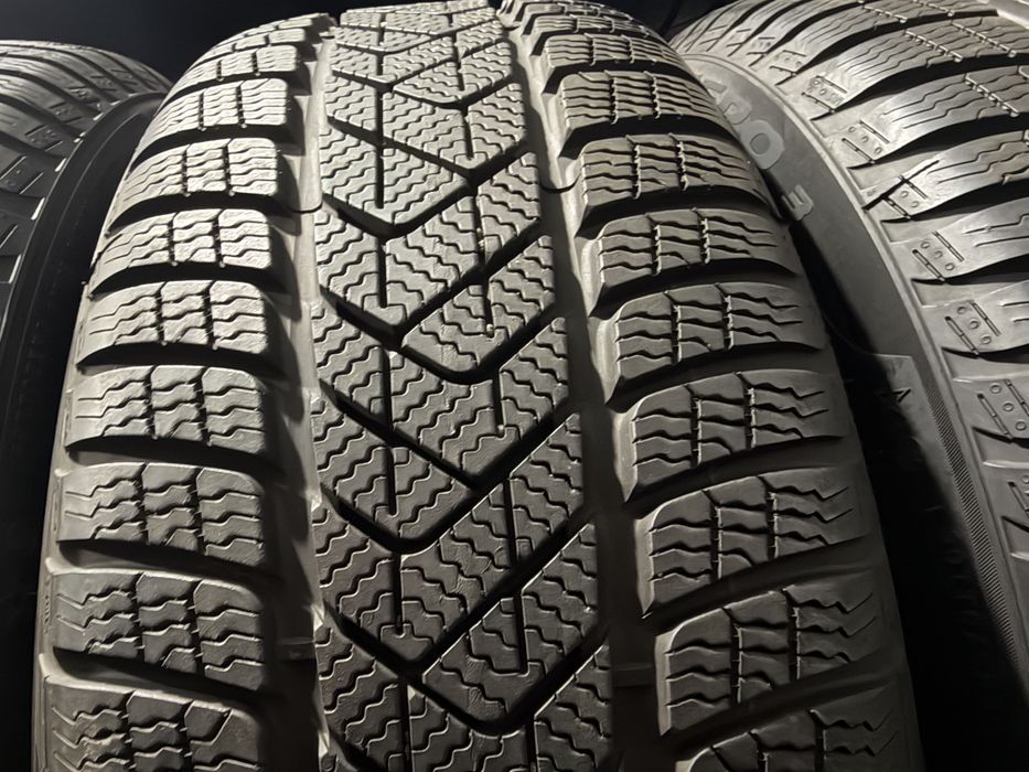 225/45 r 19 Pirelli run flat 4шт.