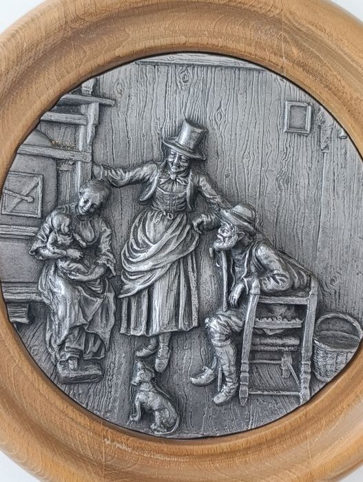 Картина с олова.