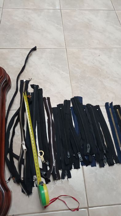 Fechos de casacos e roupa