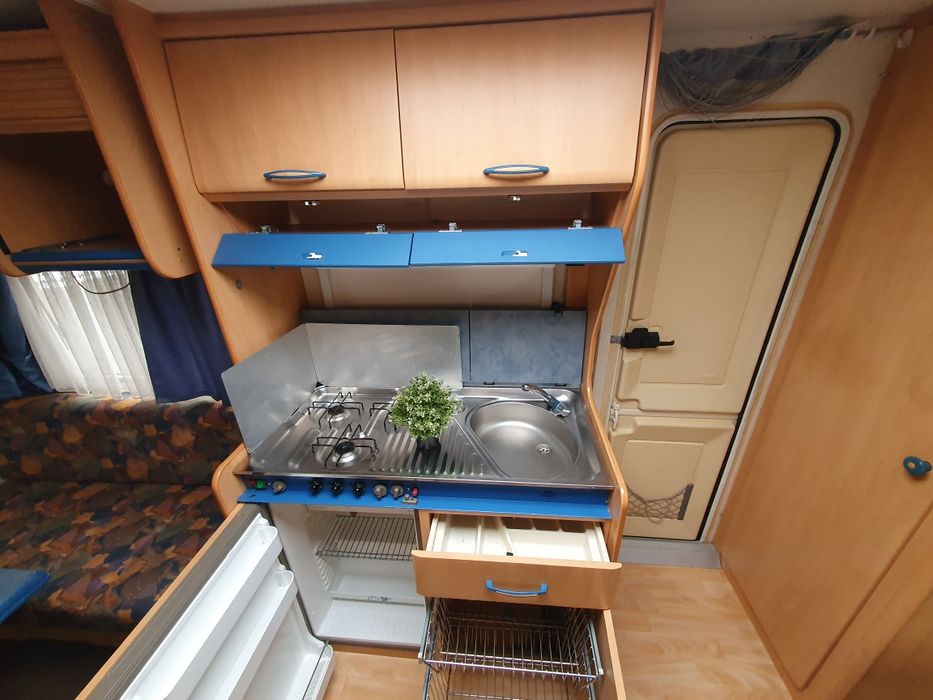 Hobby De Lux99r4xosoby,Przedsionek,Bojler,Dmc1250kgWc,Media,Docieplona