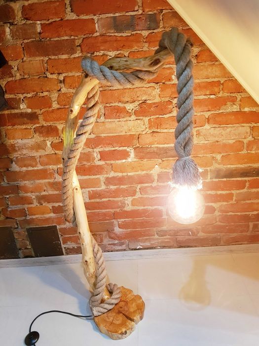 Lampa stojąca, loft