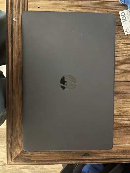 Laptop HP 250 G4
