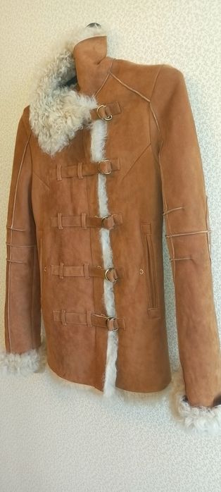 Продам куртку дубленку жіночу дизайнерську