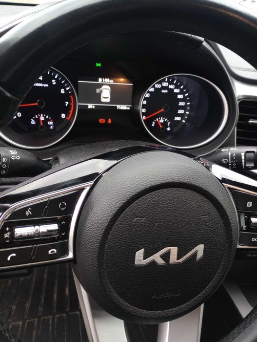 Kia xceed 1.5 2021 r 160 koni