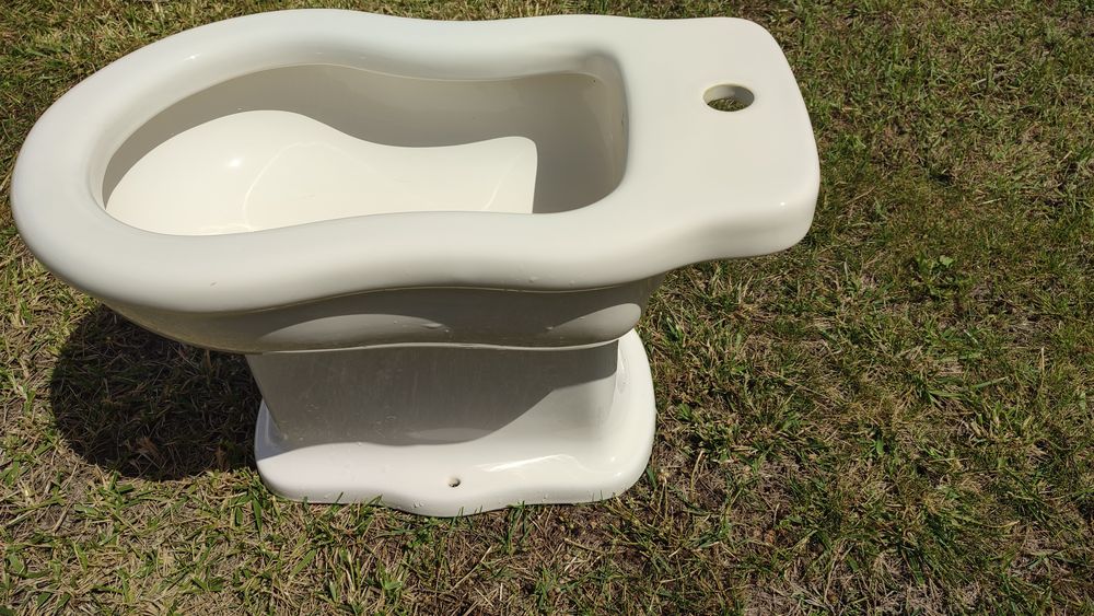 Bidé em porcelana USADO