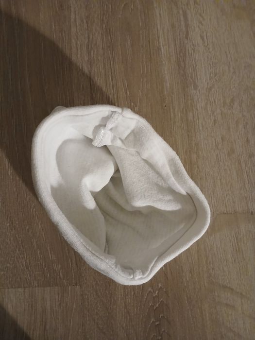 Czapeczka dla niemowlaka 56