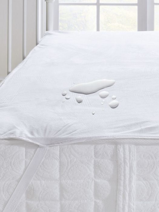 Наматрасник водонепроникний захисний