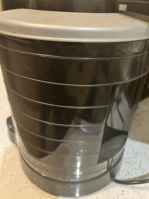 Кавоварка , Франція , нова