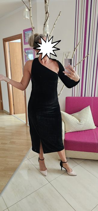 Sukienka welurowa rozmiar 40-42