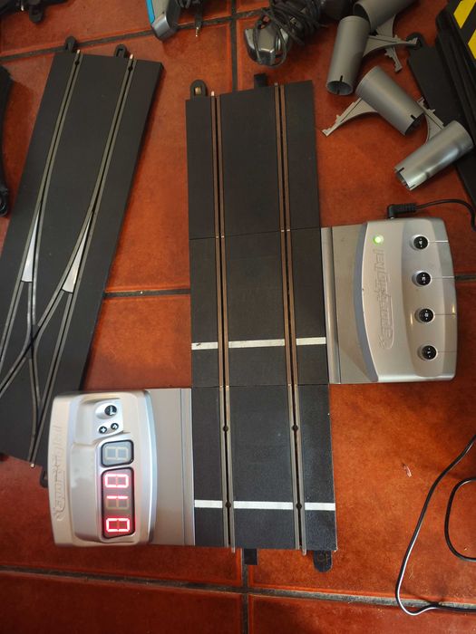 Scalextric digital triple rivals