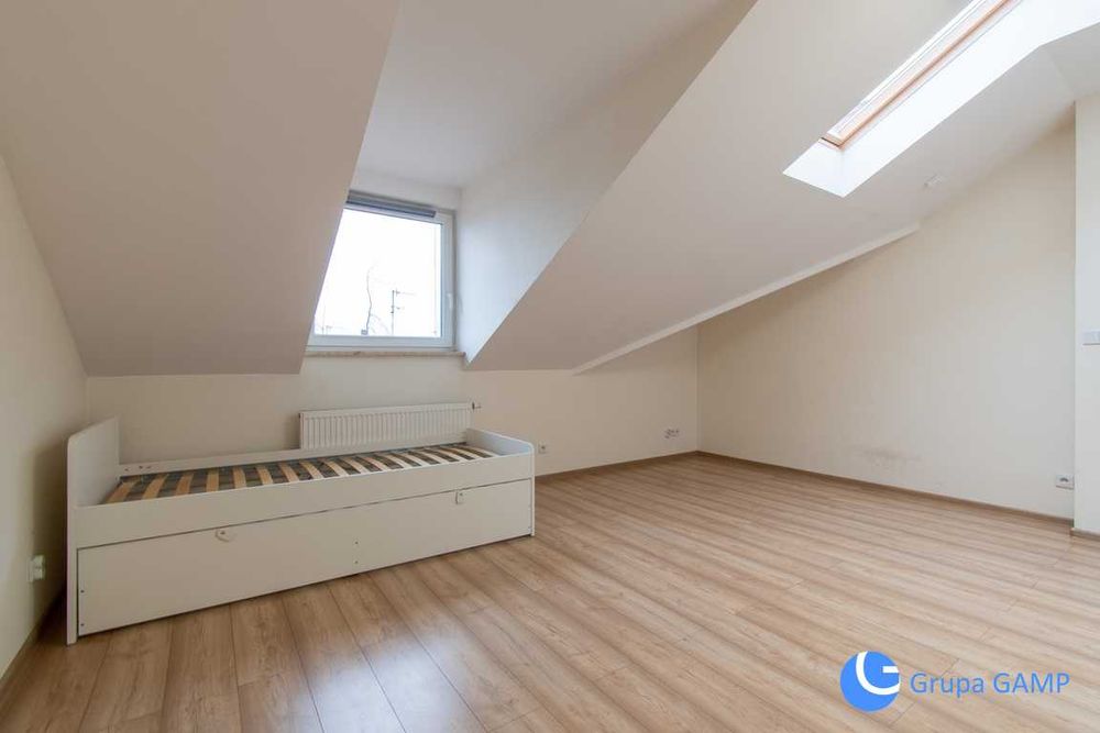 Duży dom 240m2 dla rodziny lub firmy! ZAKOPIAŃSKA