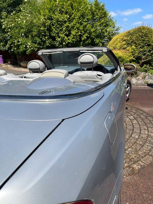 Mercedes CLK v6 320 CABRIOLET Avantgarde: ANO 2004