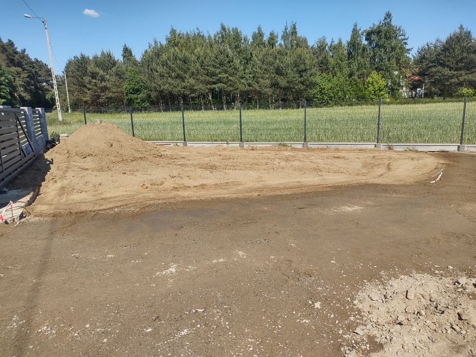 Budowa ogrodzeń panelowych